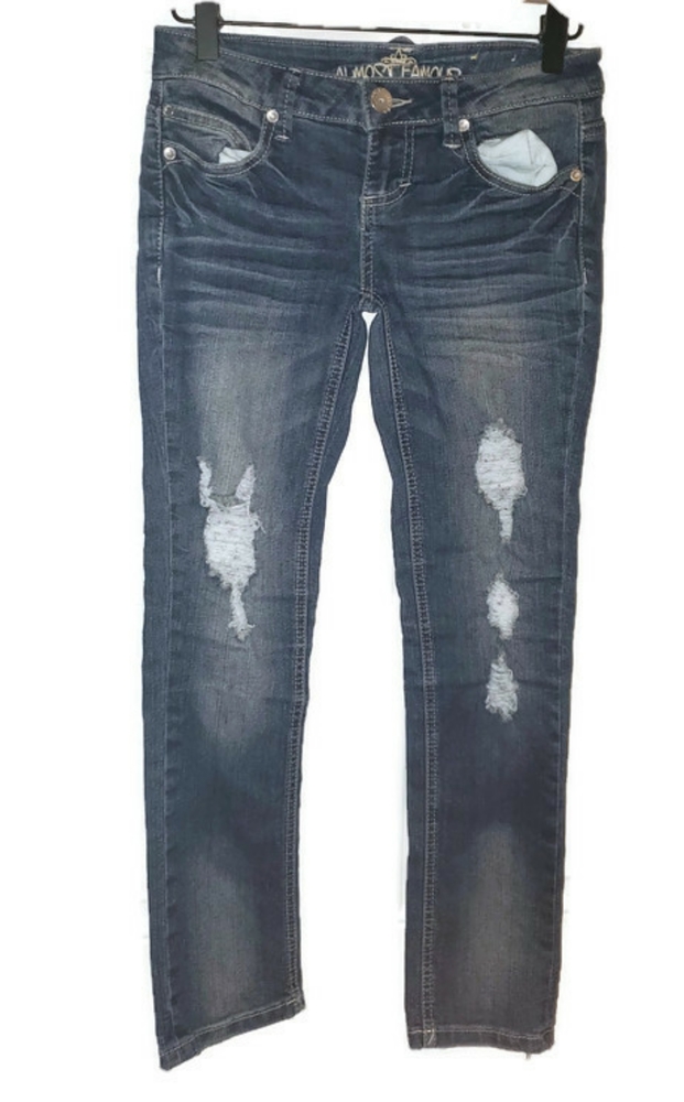 4/25 Almost Famous SkinnyJeans BlueRips Tears Sz 0 - Picture 2 of 6